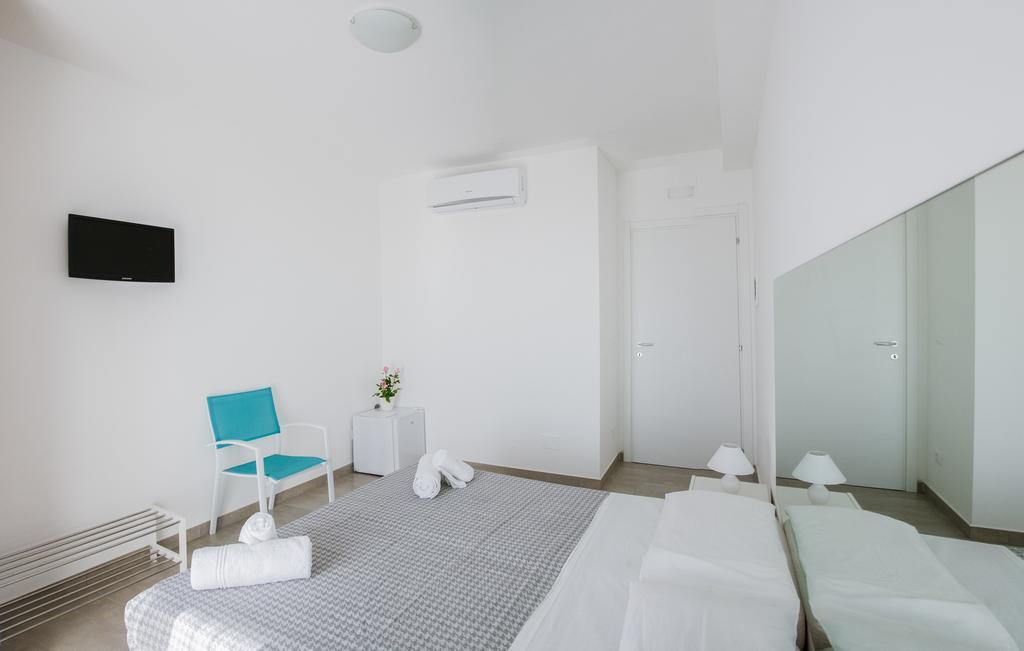 Hotel Magia Del Salento Torre San Giovanni Habitación foto